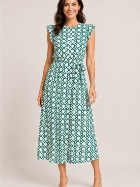 ann taylor green polka dot dress Your midweek pick-me-up? Colorful suiting as styled by @emmalynlove_